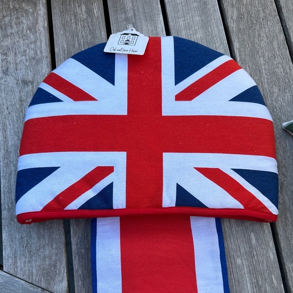 Union Jack Tea Cosy and Tea Towel - Picture 1 of 3